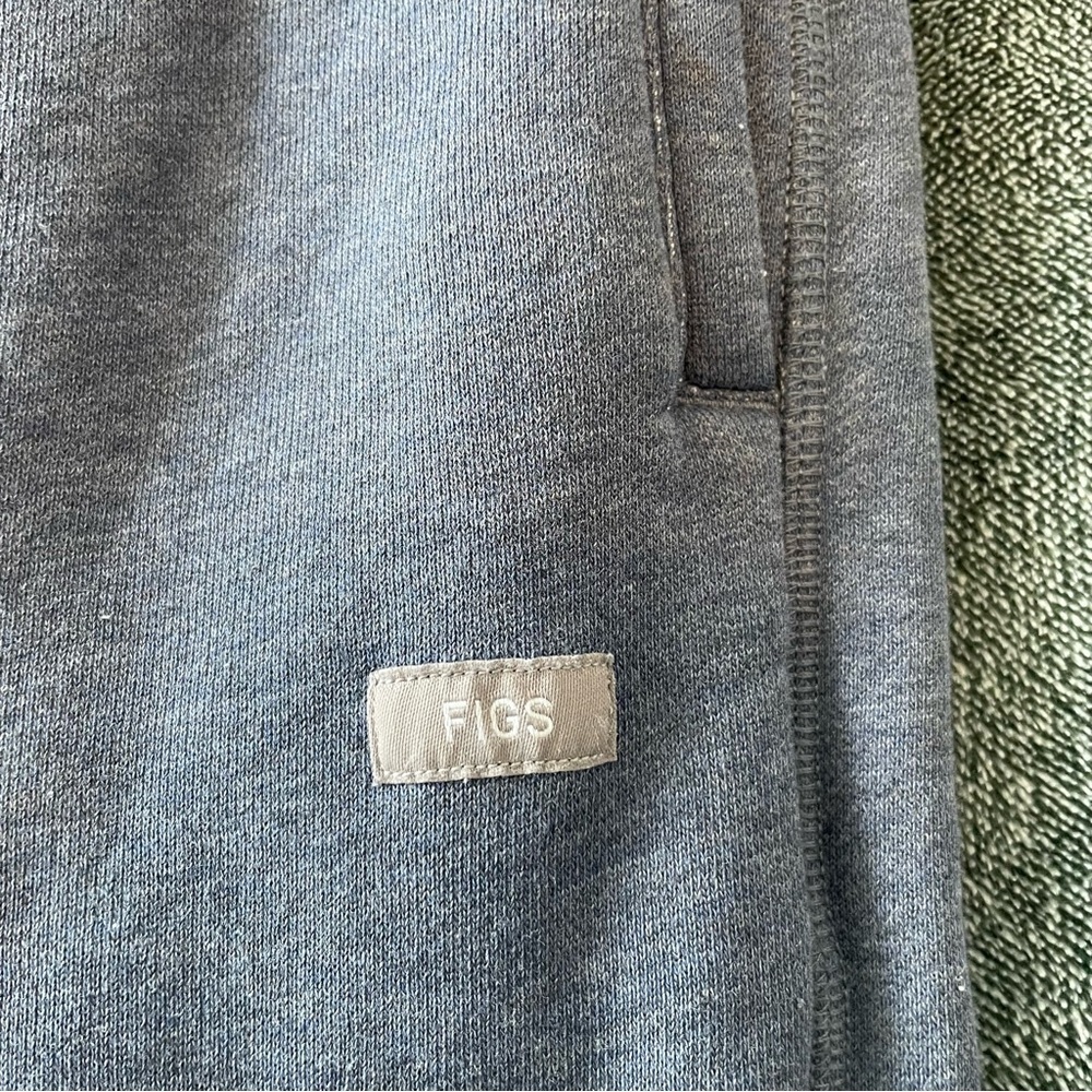 Figs Men's Slate Blue Joggers - Picture 6 of 9